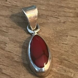 VTG Sterling Silver Red Jasper Teardrop Pendant Southwestern Artisan 1”